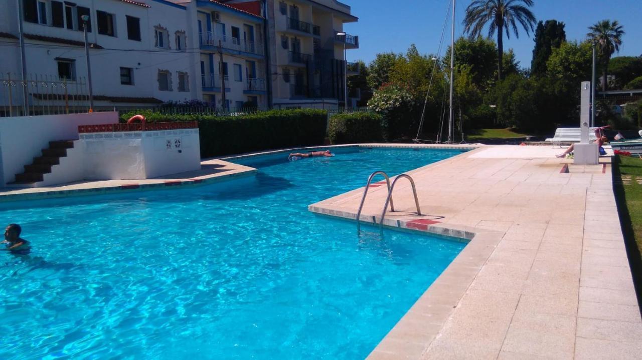 Port Sotavent 2C - Apartamento En La Marina De Empuriabrava - Piscina Comunitaria, - Parking - Vistas Al Canal - Cerca Centro Y Playa Bagian luar foto