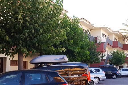 Port Sotavent 2C - Apartamento En La Marina De Empuriabrava - Piscina Comunitaria, - Parking - Vistas Al Canal - Cerca Centro Y Playa Bagian luar foto